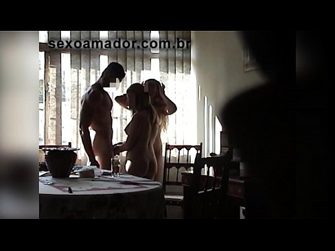 ❤️ Sex Frënn invitéieren e risege Mann an en Dräier mat him ❤ Fucking Video  op lb.nudexxx.ru ❤